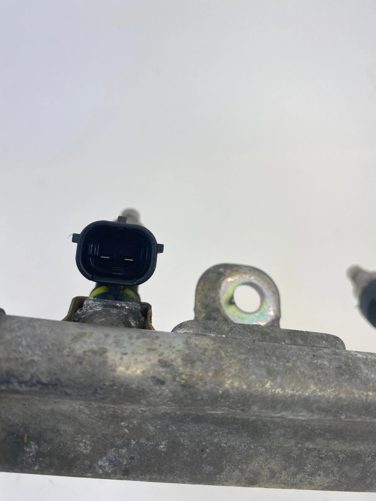 2009 2010 2011 2012 NISSAN SENTRA 2.0L L4 FUEL INJECTORS RAIL SET OEM