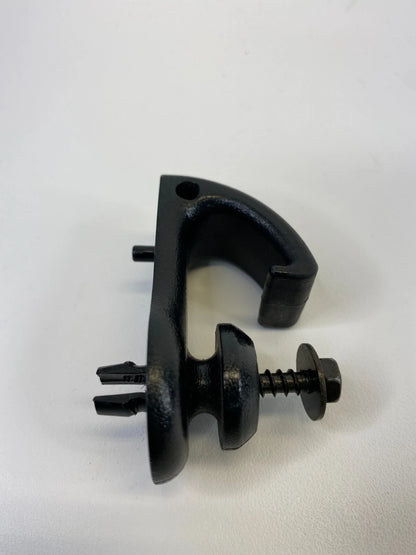 04 05 06 07 08 TOYOTA SOLARA 02-11 CAMRY REAR TRUNK CARGO TIE DOWN LOOP HOOK OEM
