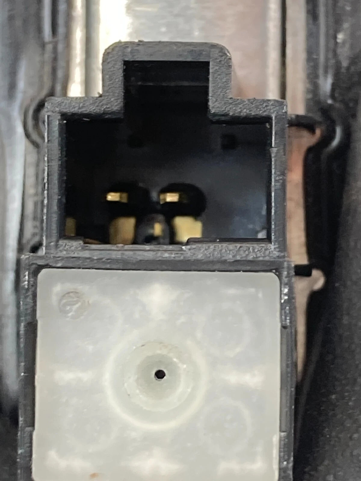 2010-2013 KIA FORTE REAR LEFT SIDE DOOR JAMB LIGHT SWITCH SENSOR 93560-1M500 OEM