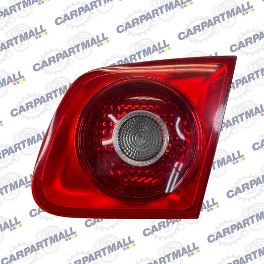 05-07 Volkswagen Jetta Sedan Right Side Inner Tail Light Taillight 1K5-945-094