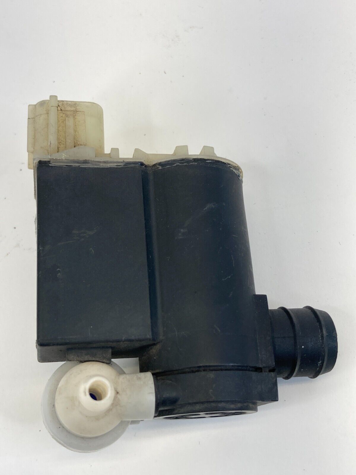 2005-2010 Kia Sportage Windshield Wiper Washer Pump Assembly 98510-1F100 OEM