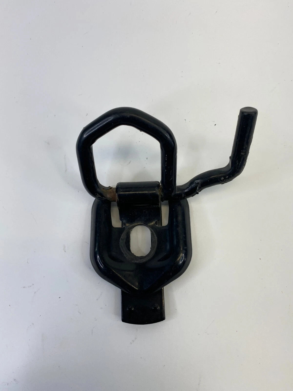 2002-2013 CHEVROLET AVALANCHE 1500 PICKUP BOX BED CARGO HOOK STRAP TIE DOWN ASSY
