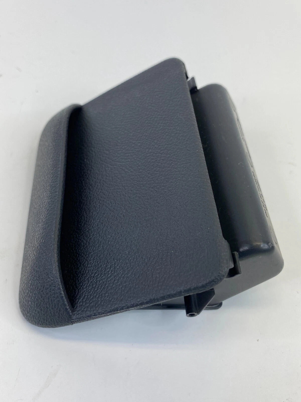 05-10 PONTIAC G6 DASH PANEL ASHTRAY ASH TRAY COIN BOX COMPARTMENT 22690693 OEM