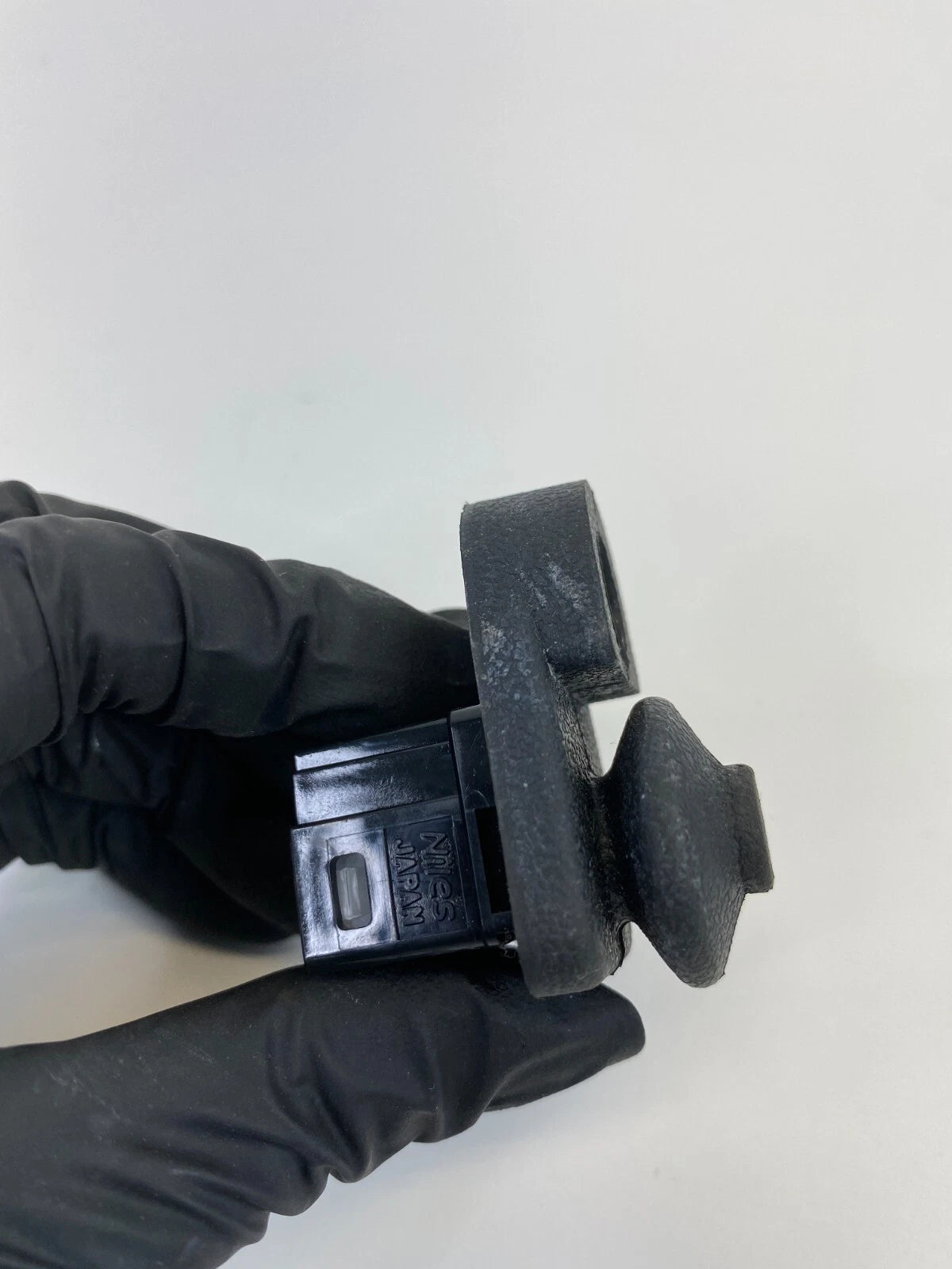 14 15 NISSAN ROGUE SELECT 12-14 MURANO DOOR LIGHT LAMP SWITCH JAMB SENSOR OEM