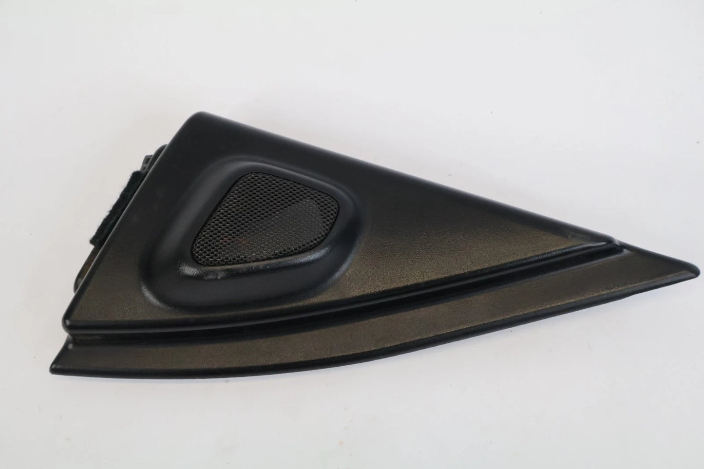 04-06 TOYOTA TUNDRA 01-07 SEQUOIA FRONT LEFT INNER TWEETER SPEAKER DOOR COVER