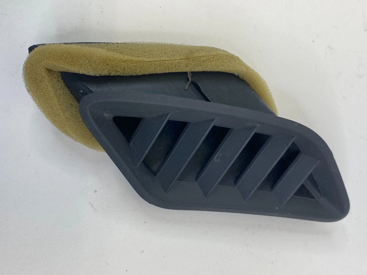 2008-2013 NISSAN ROGUE DASH FRONT RIGHT SIDE A/C VENT DEFROST GRILL OUTLET OEM