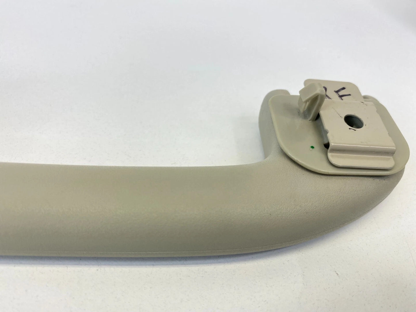 08-13 NISSAN ROGUE 14 15 ROGUE SELECT FRONT RIGHT ROOF INNER GRAB ASSIST HANDLE