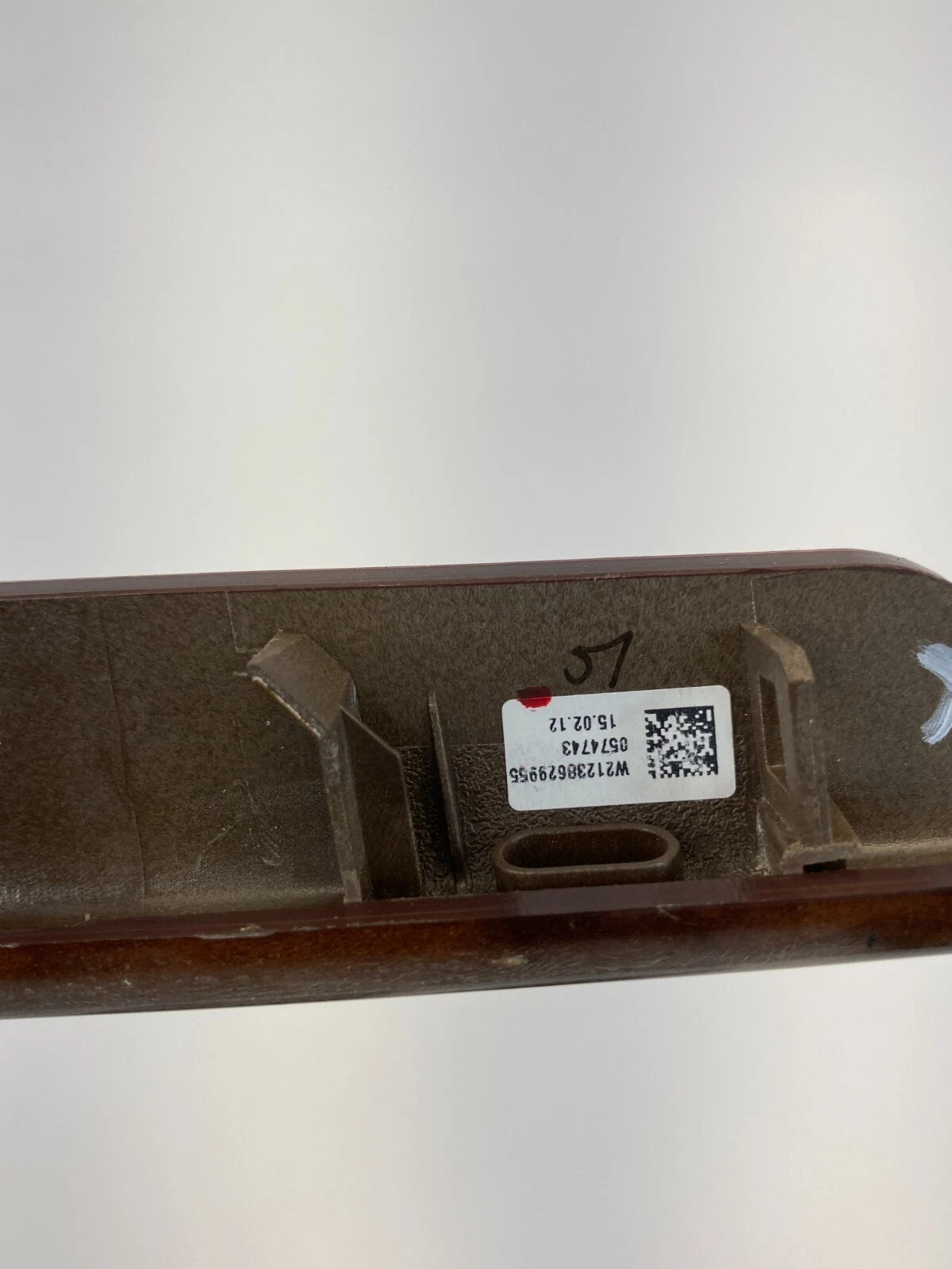 2012-2016 MERCEDES-BENZ E350 LEFT CENTER CONSOLE COVER TRIM BEZEL WOODGRAIN