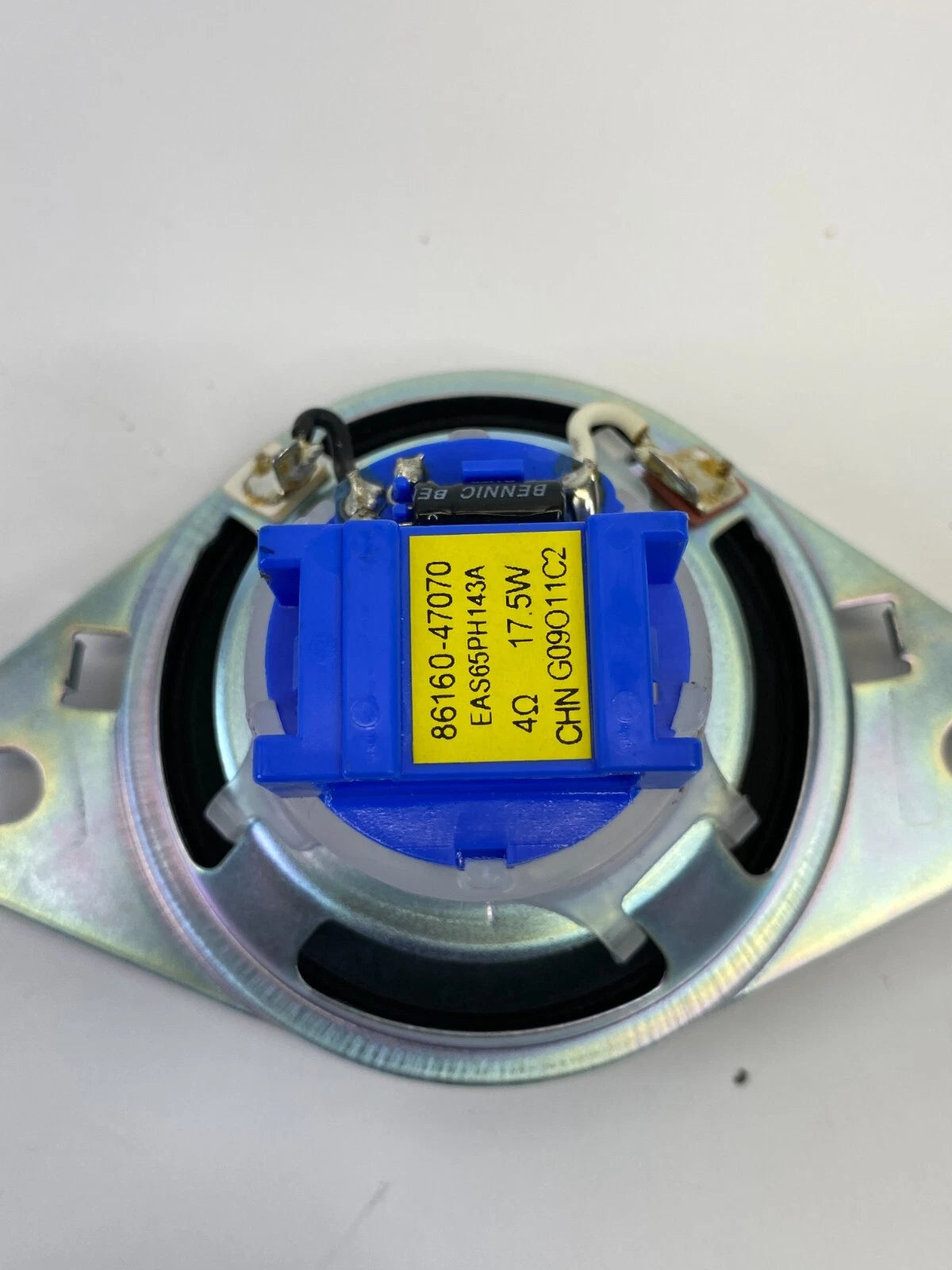 2010-2015 TOYOTA PRIUS FRONT DASH SOUND SYSTEM AUDIO TWEETER SPEAKER 86160-47070