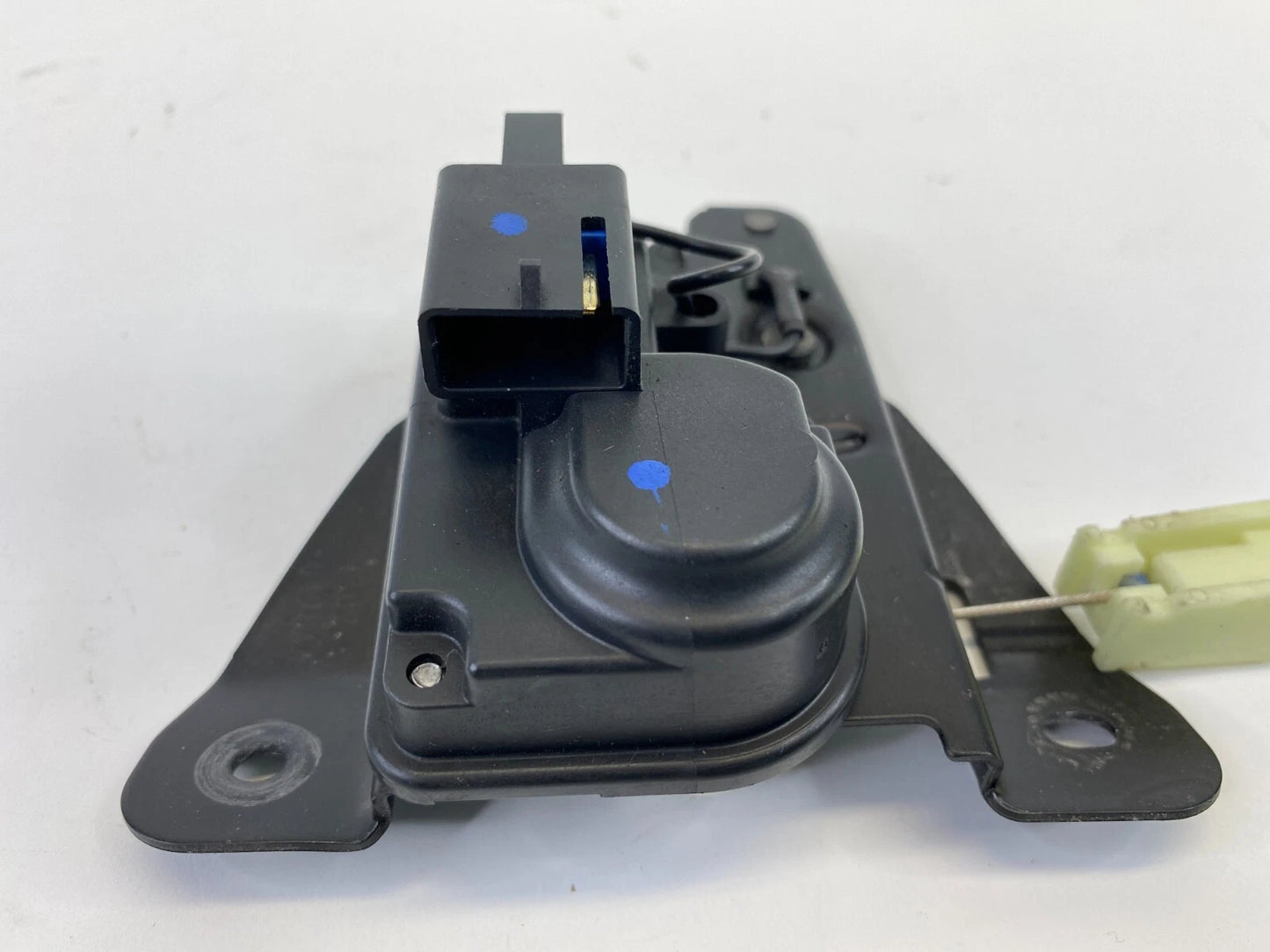 2008-2014 DODGE AVENGER TRUNK LATCH LOCK RELEASE ACTUATOR ASSEMBLY OEM