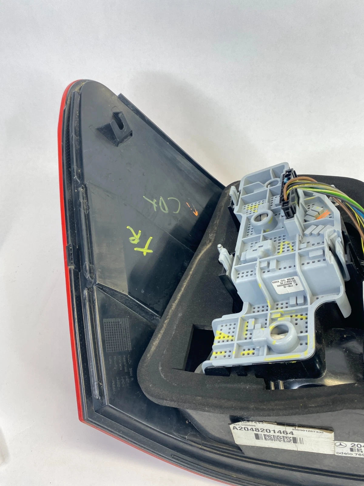 2010-2012 MERCEDES GLK350 REAR RIGHT PASSENGER TAIL LIGHT LAMP OEM A2048201464
