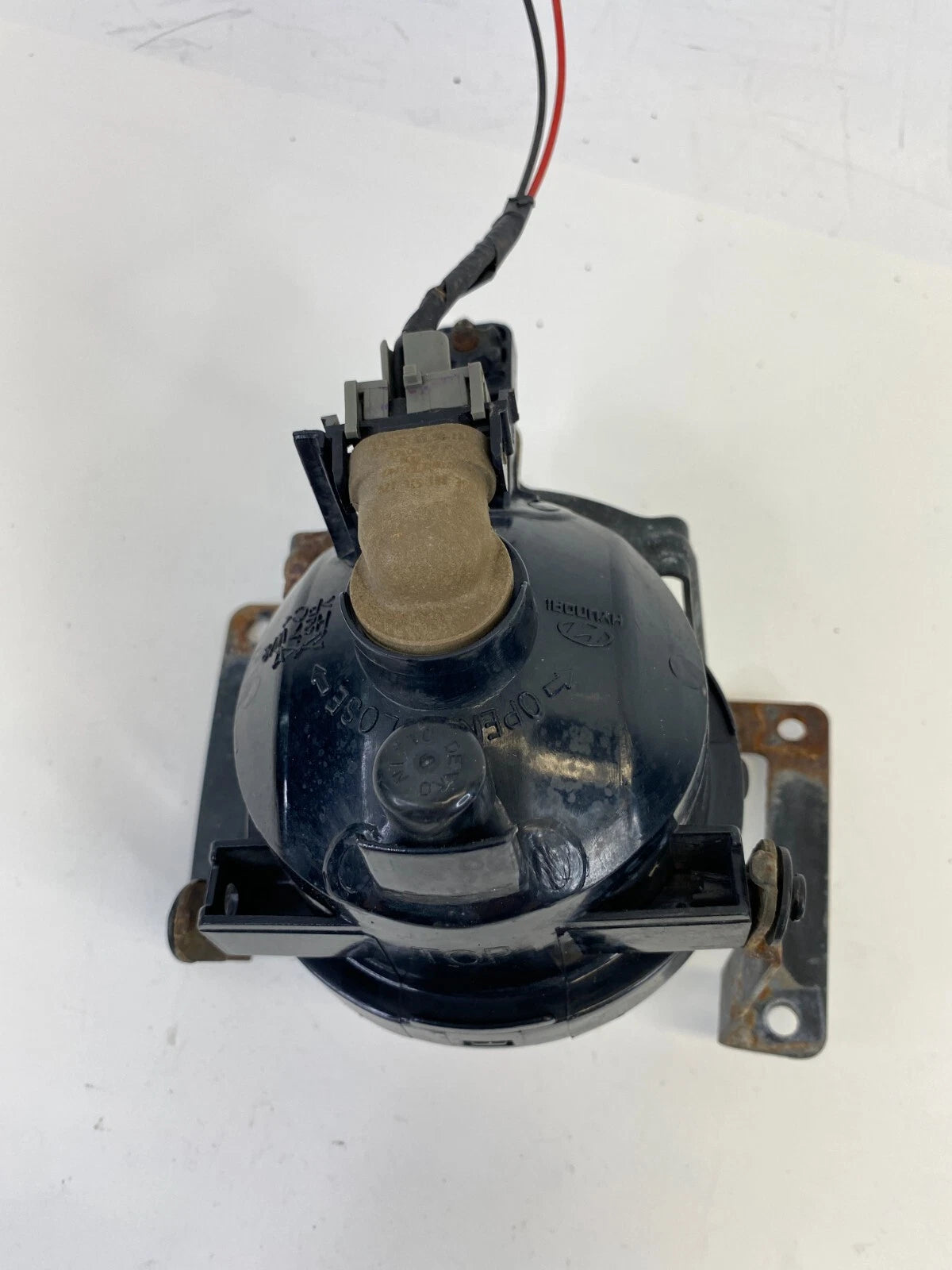 05 06 07 08 09 HYUNDAI TUCSON FRONT RIGHT PASSENGER SIDE FOG LIGHT FOG LAMP OEM