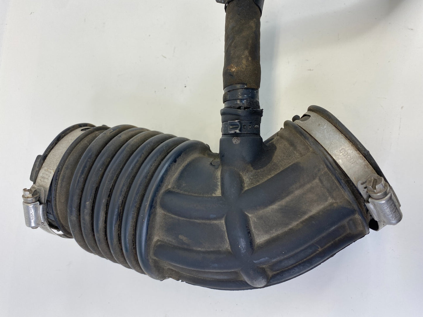 2007-2013 Nissan Altima 2.5L Air Intake Cleaner Hose Tube Pipe Duct 1019493S01