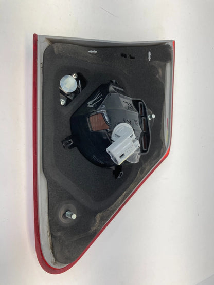 11-13 TOYOTA COROLLA SEDAN REAR RIGHT SIDE INNER TAIL LIGHT TAILLIGHT LAMP OEM