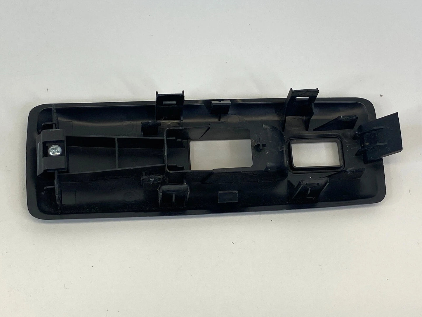 08-13 NISSAN ROGUE FRONT RIGHT WINDOW SWITCH COVER BEZEL PANEL 80960-JM00A OEM