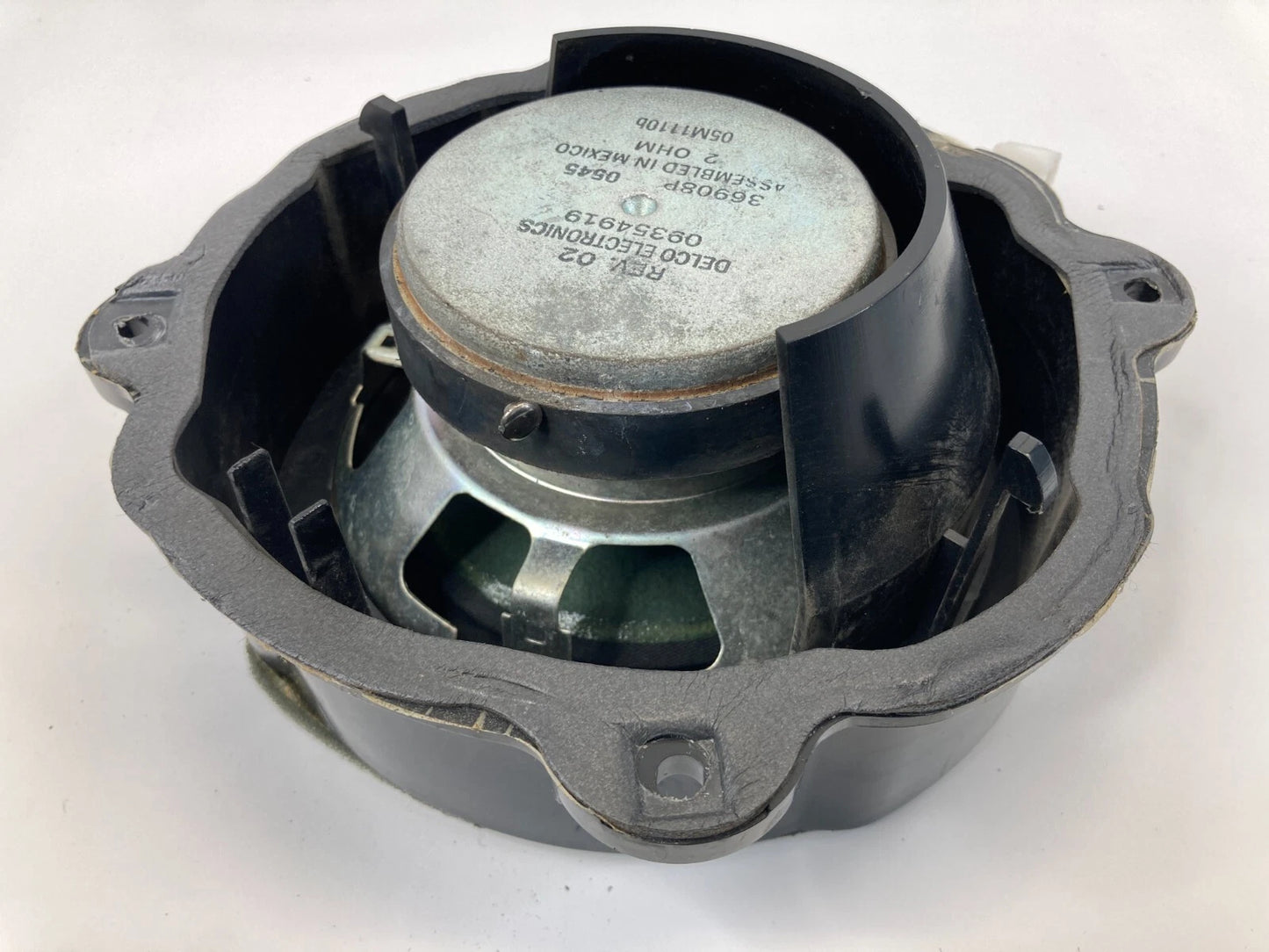 2004-2006 CADILLAC SRX FRONT LEFT DRIVER SIDE DOOR AUDIO SPEAKER 25755395 OEM
