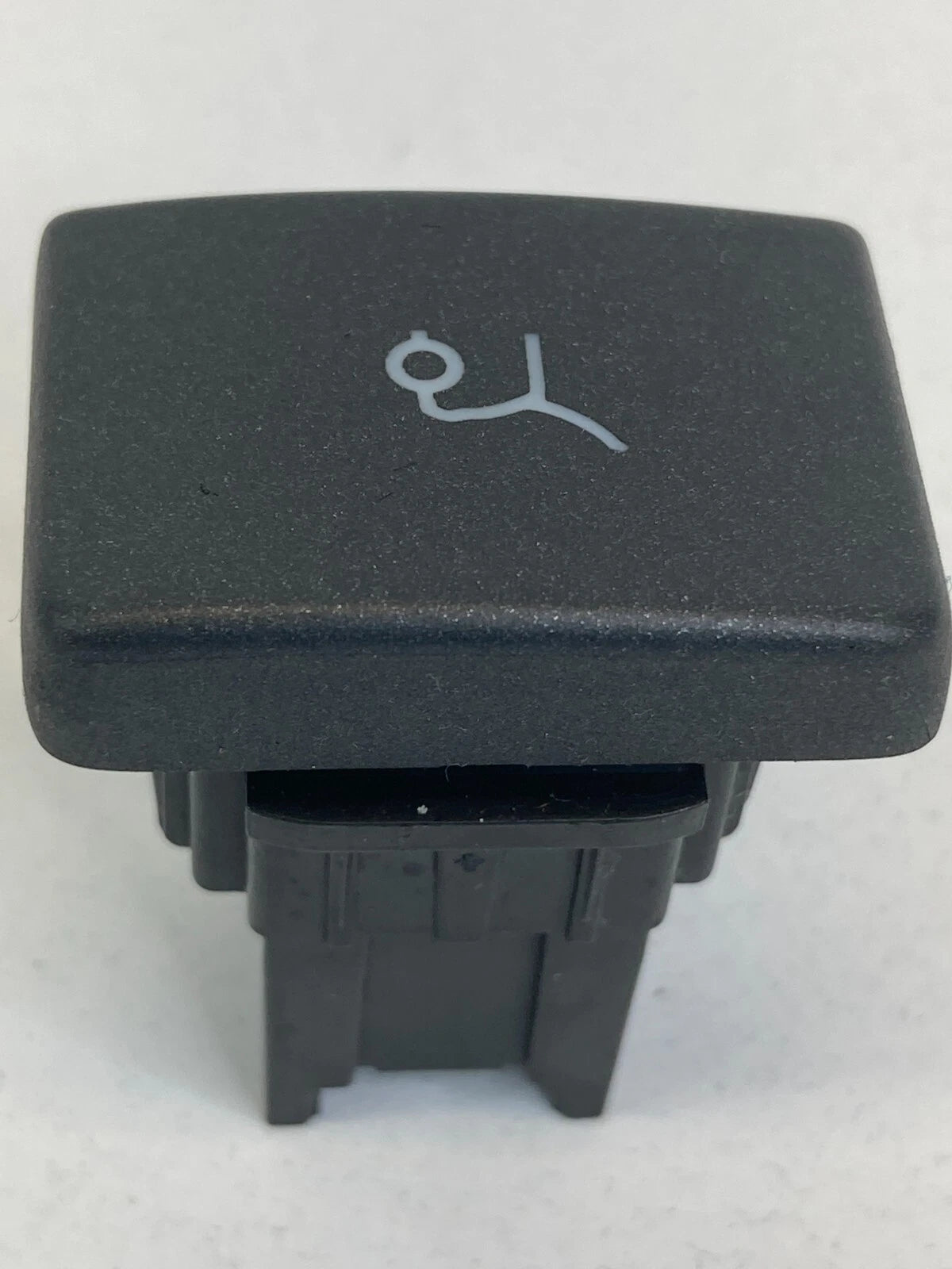 2010-2019 LINCOLN MKT REAR TRUNK LID LIFGATE OPEN CLOSE SWITCH AE9T-10E952-ASW