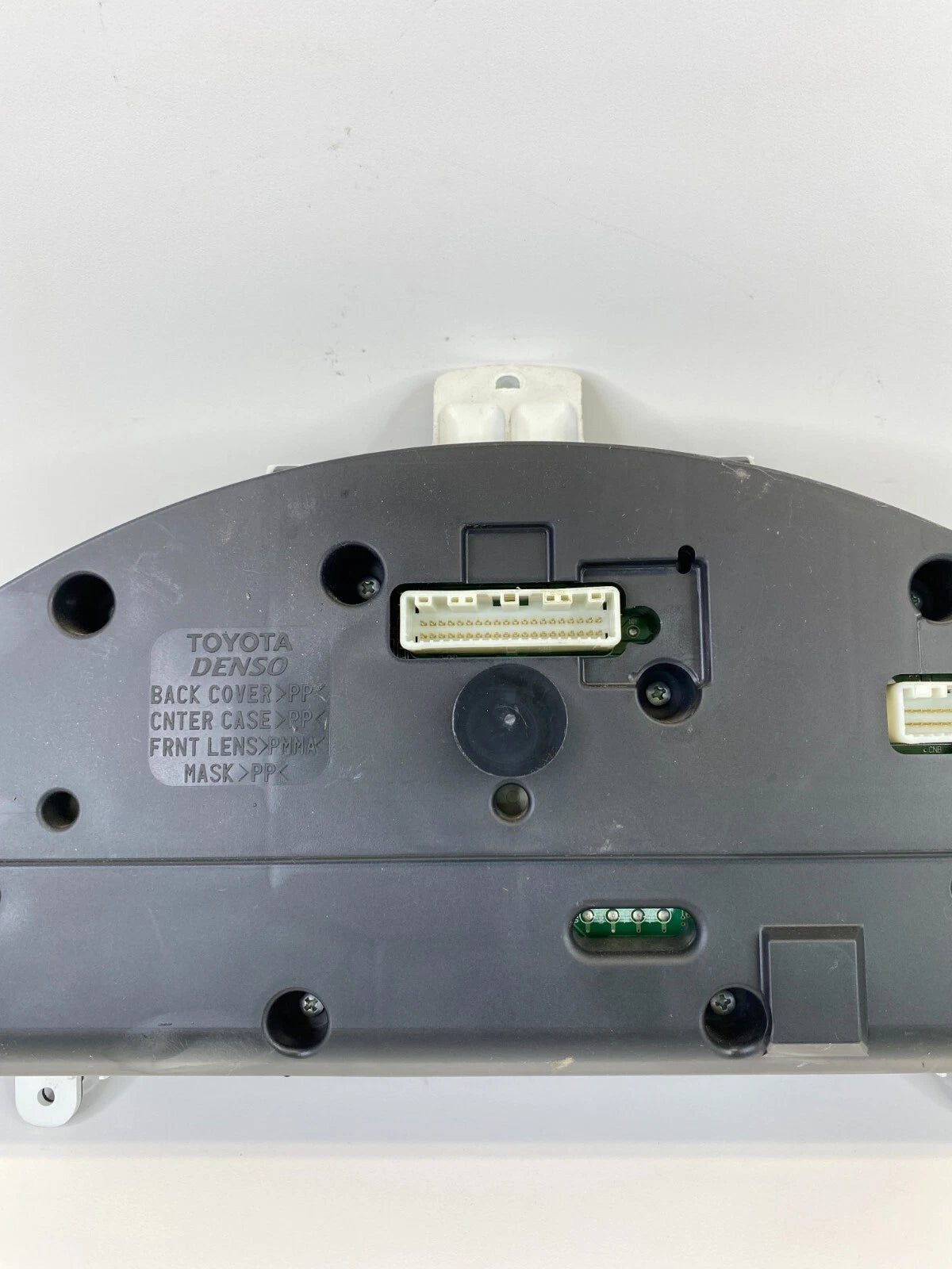 2005-2006 TOYOTA SOLARA INSTRUMENT CLUSTER SPEEDOMETER 83800-AA160-00 OEM