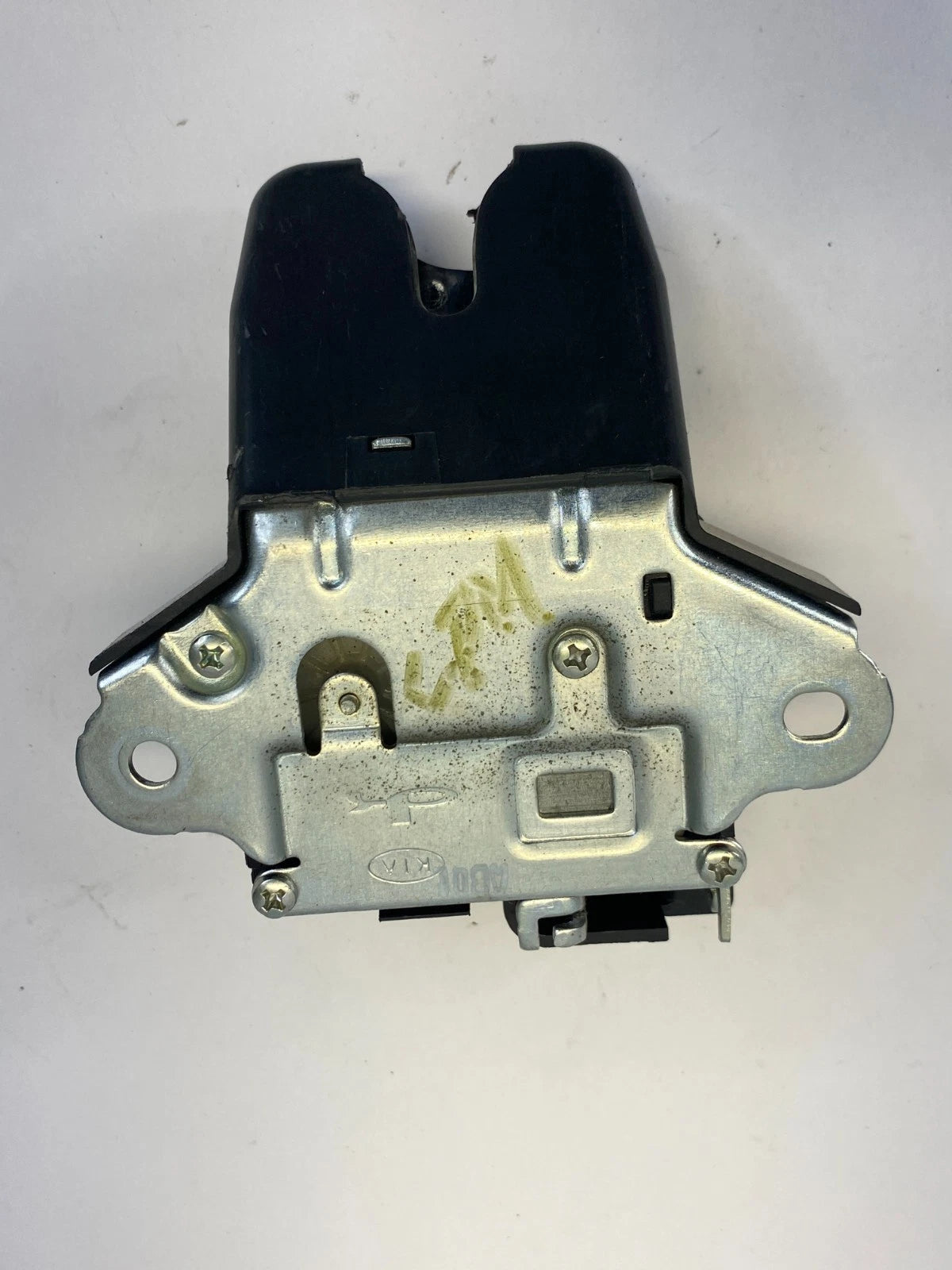 2010-2013 KIA FORTE SEDAN REAR TRUNK LATCH LID LOCK ACTUATOR RELEASE OEM