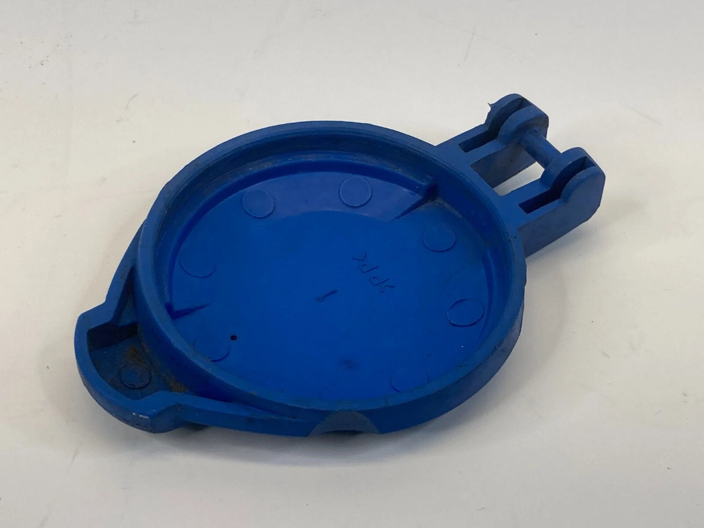 2012-2017 HYUNDAI ACCENT WINDSHIELD WIPER WASHER RESERVOIR FLUID CAP OEM