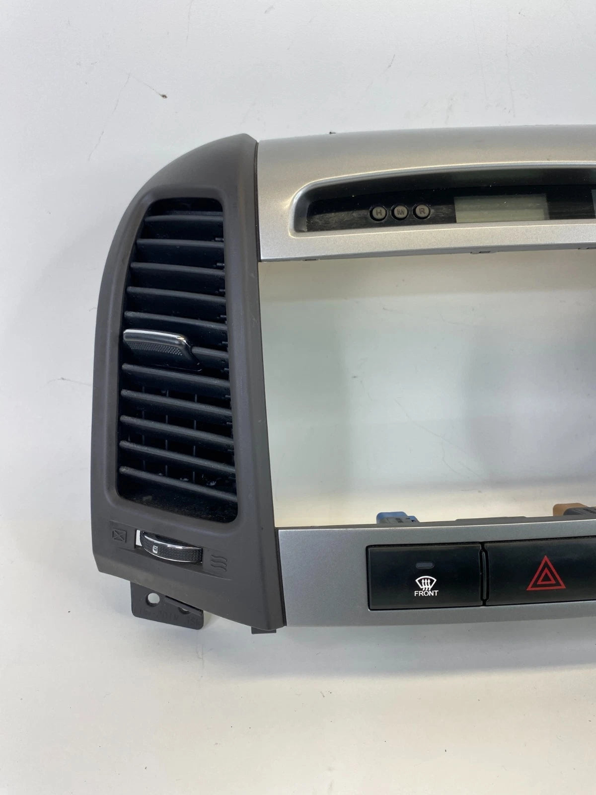 10-12 Hyundai Santa Fe Dash Radio Clock Climate Control Trim Bezel 94520-2B000