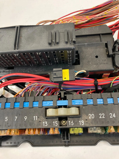 04-10 BMW X3 2.5L INTERIOR CABIN DASH FUSE BOX JUNCTION BLOCK MODULE OEM 8364540