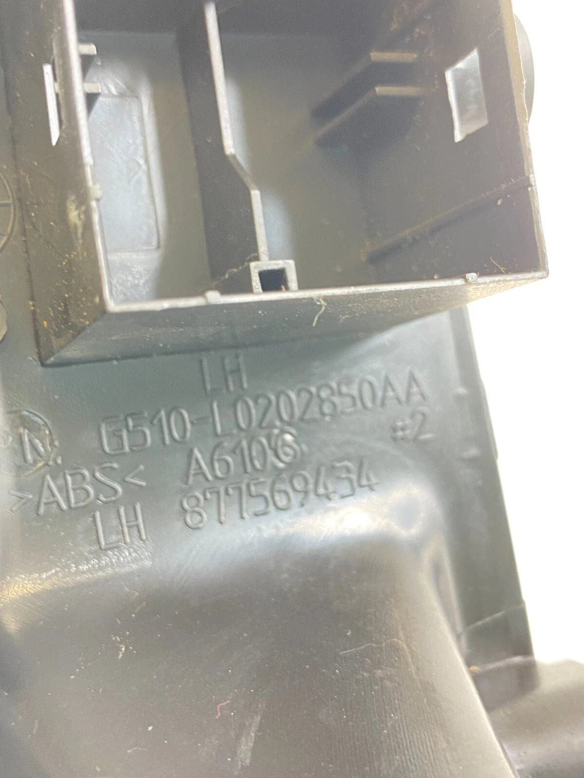 2011-2016 Chevrolet Cruze Rear Left Door Window Switch Bezel Trim 877569434 OEM