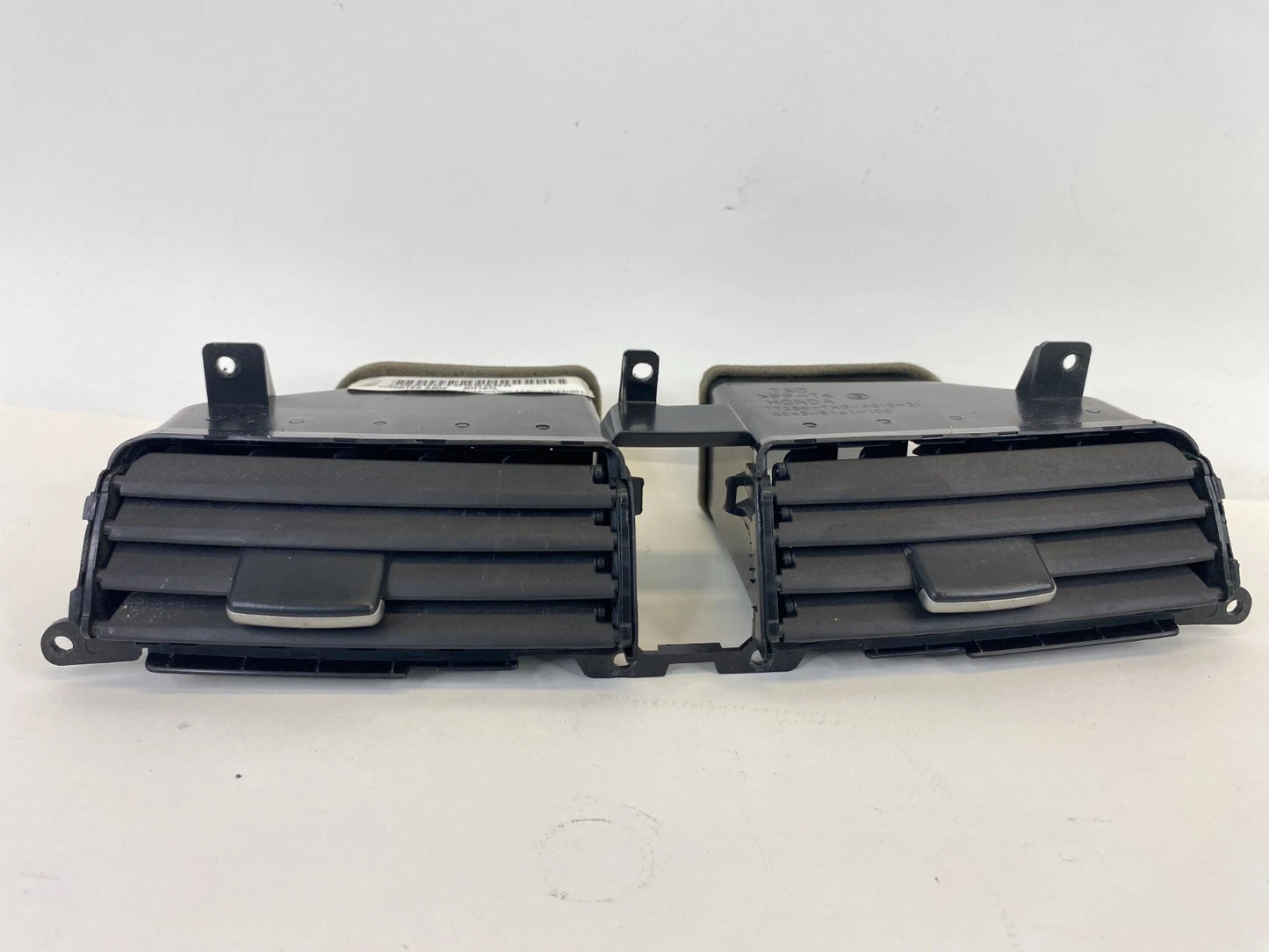 2008-2012 Honda Accord Center Dash AC Climate Control Air Vent Grille Outlet OE