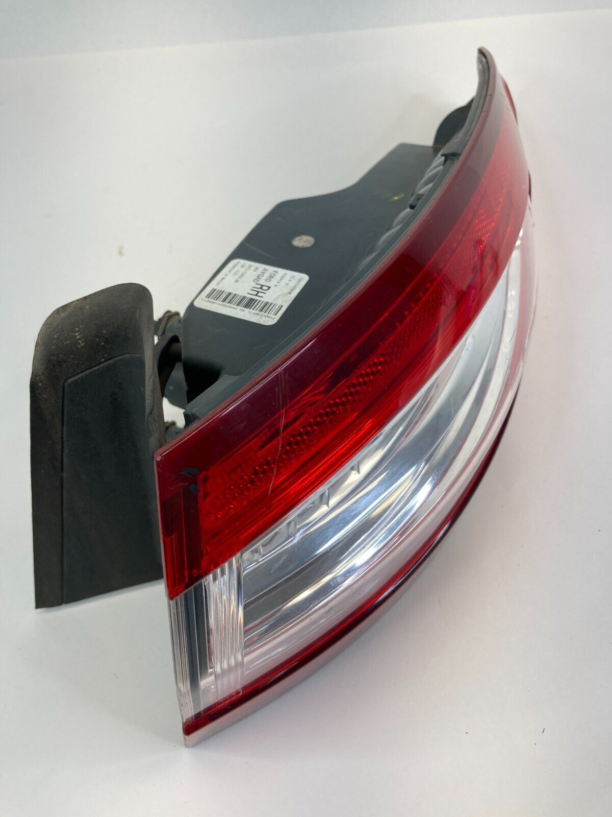 13-16 Ford Fusion SDN Rear Right Outer Tail Light Taillight Lamp DS73-13404-AK