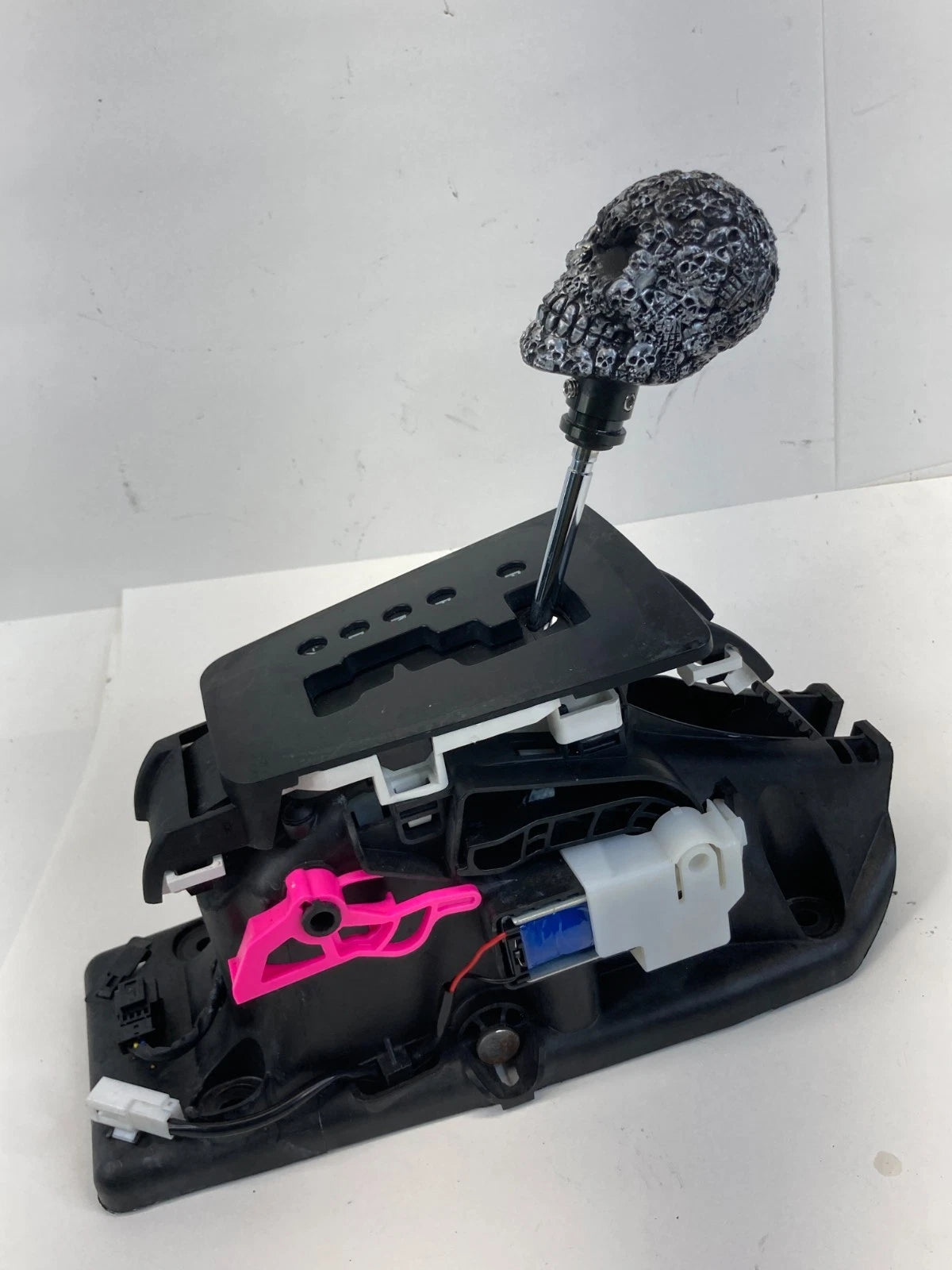 2011-2014 CHRYSLER 200 AUTOMATIC TRANSMISSION SHIFTER LEVER HANDLE ASSEMBLY