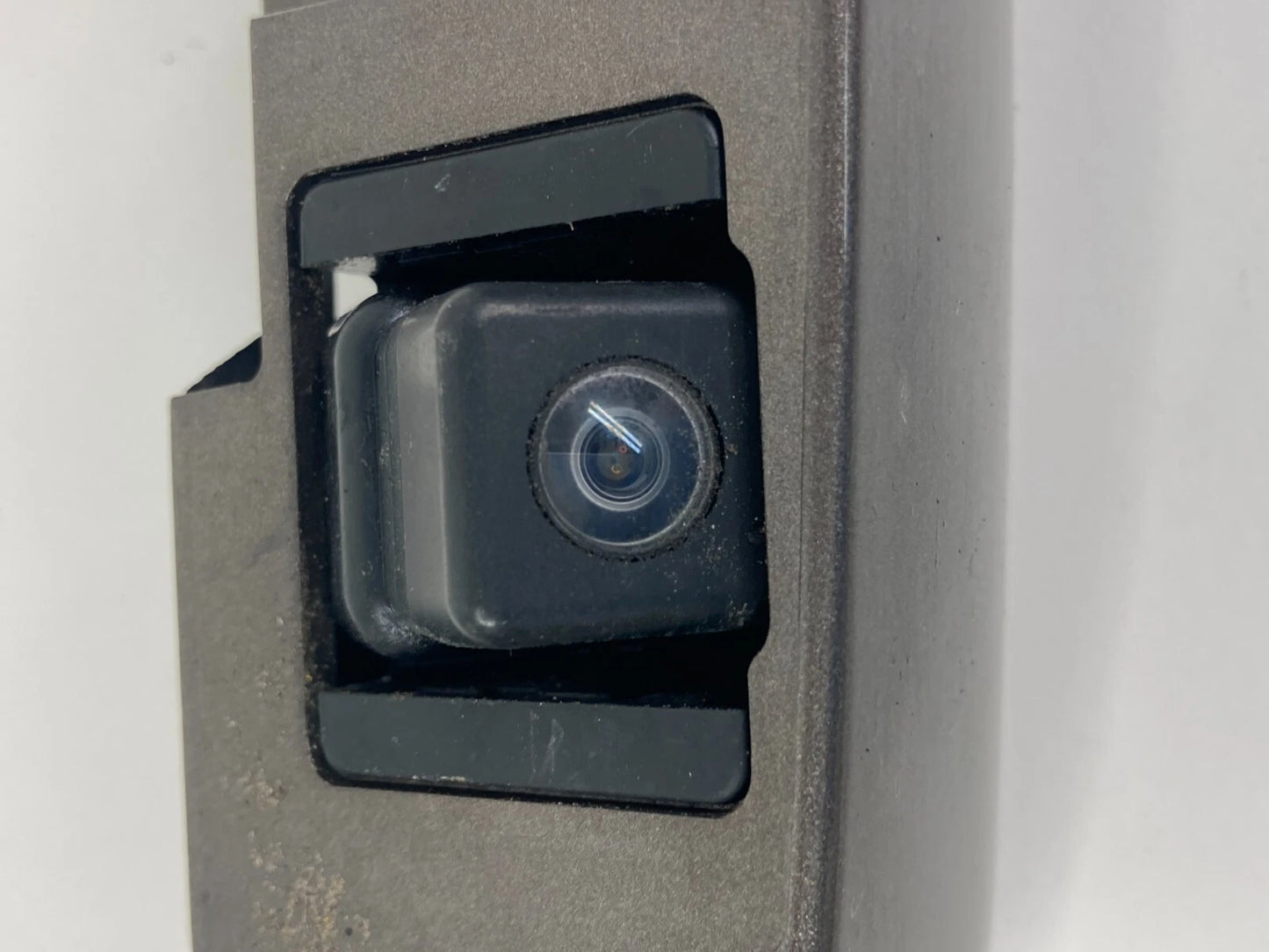 08-17 BUICK ENCLAVE TRUNK LID FINISH GARNISH PANEL MOLDING BEZEL W/ CAMERA OEM