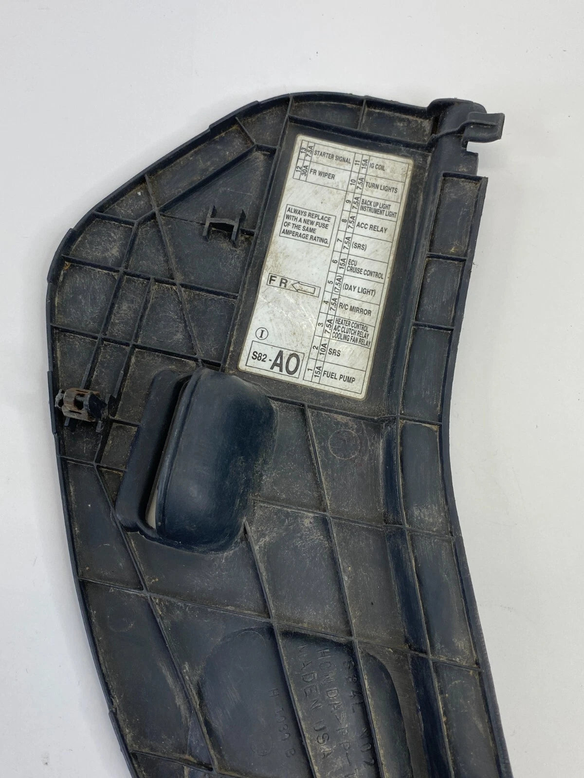98 99 00 01 02 HONDA ACCORD DASH PANEL LEFT SIDE END CAP TRIM COVER 77216-S84