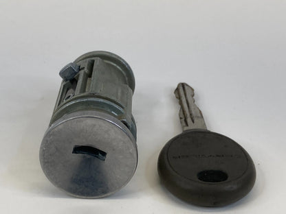 2002-2005 CHRYSLER PT CRUISER 2.4L IGNITION SWITCH LOCK CYLINDER W/ KEY OEM