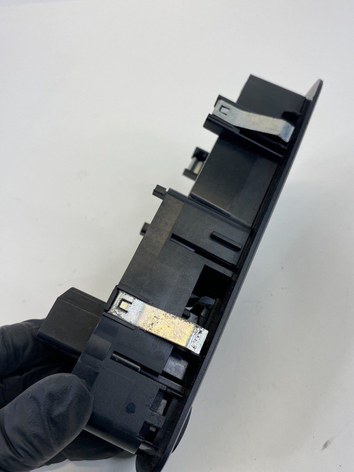 2009-2011 Chrysler Town & Country Front Right Door Power Window Switch 04602544