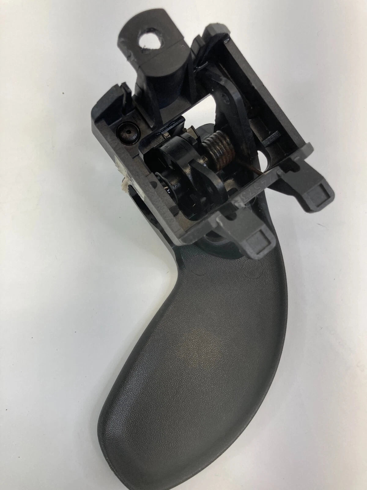 2001-2005 PONTIAC AZTEK FRONT LEFT DRIVER SIDE INTERIOR DOOR HANDLE ASSEMBLY OEM