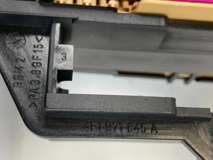 06 07 08 09 10 11 AUDI A6 FRONT JUNCTION RELAY FUSE BOX W/ BRACKET 4F1971845A
