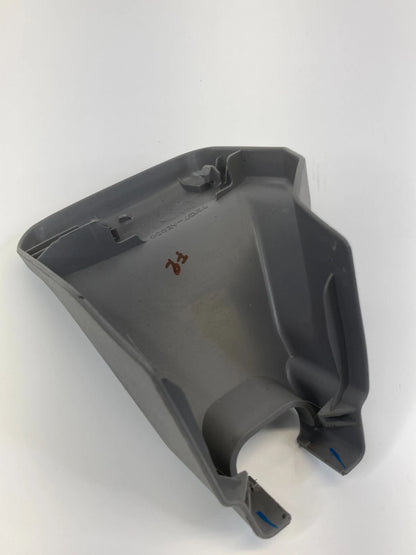 2005-2010 TOYOTA SIENNA FRONT RIGHT SEAT OUTER TRACK END CAP COVER 72137-AE030