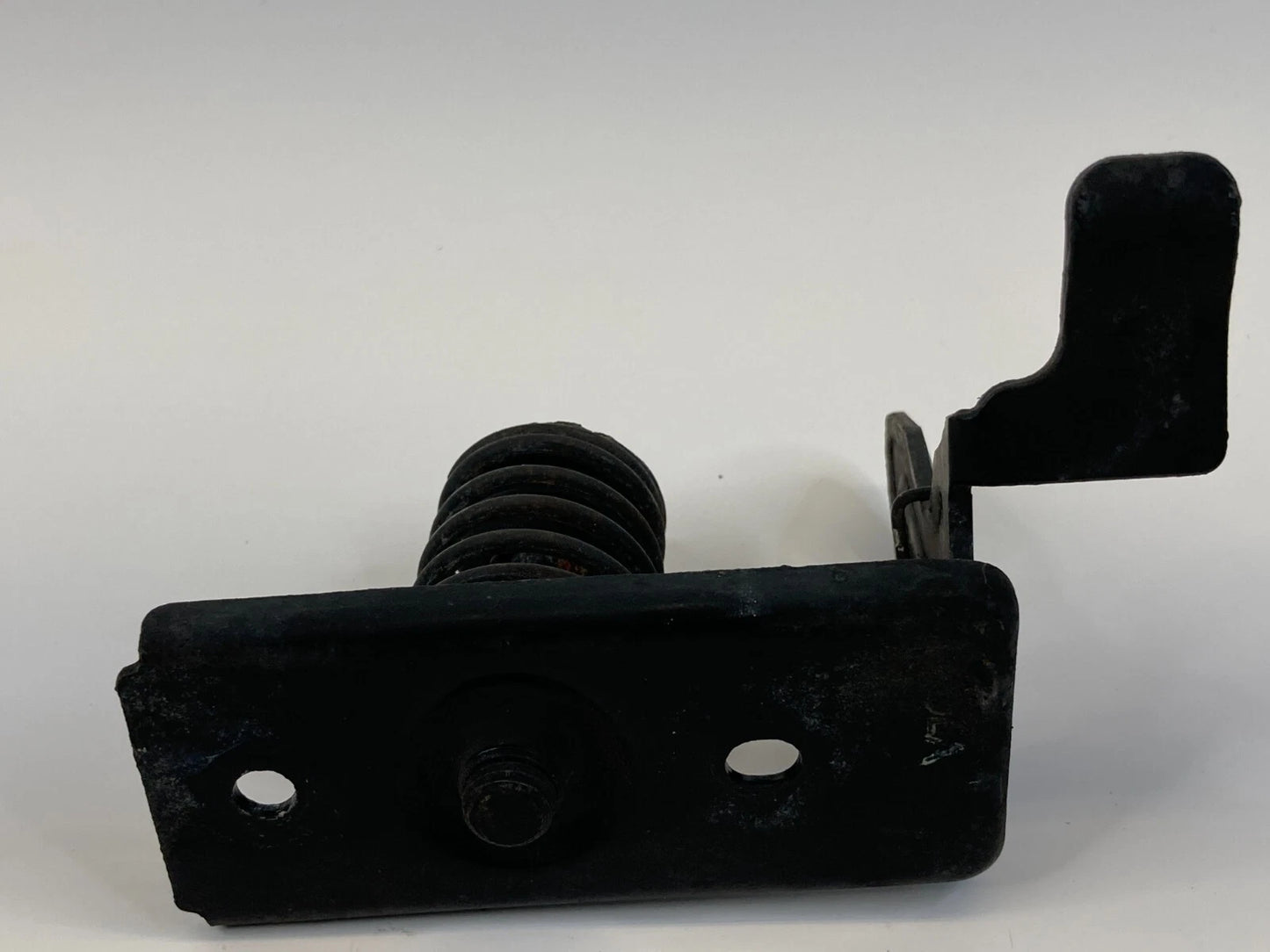 06 07 08 09 10 11 HYUNDAI ACCENT SEDAN HOOD LOCK LATCH STRIKER OEM