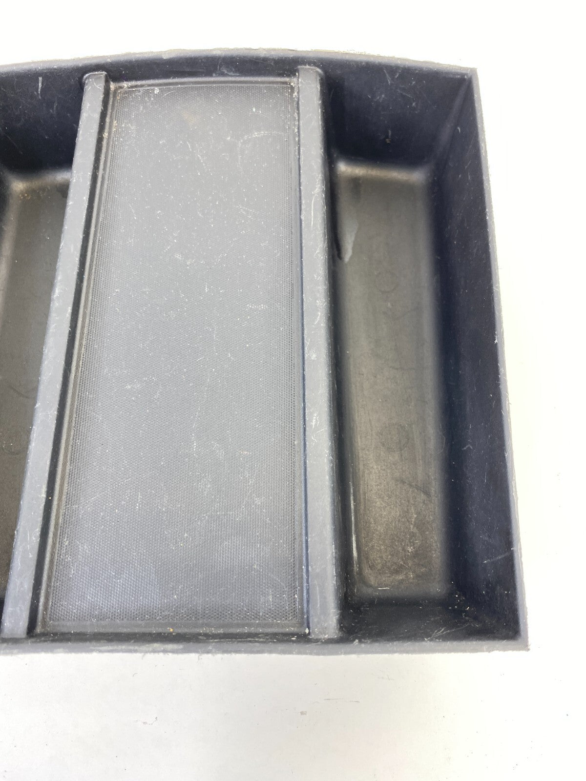 2005-2007 Dodge Magnum Center Console Cubby Insert Rubber Mat Liner 04595927AA