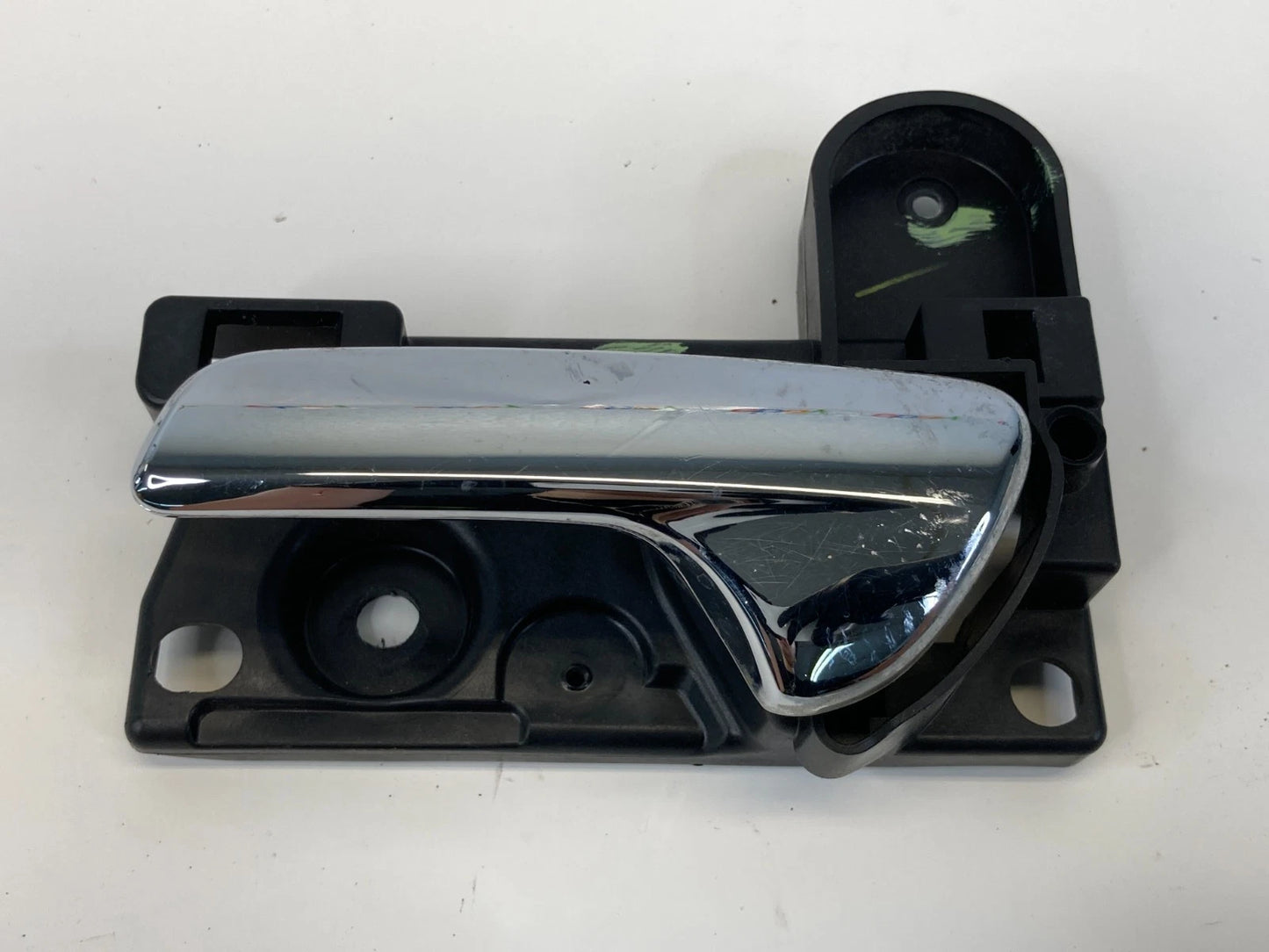 2011-2020 DODGE JOURNEY FRONT LEFT SIDE INTERIOR INNER DOOR HANDLE OEM