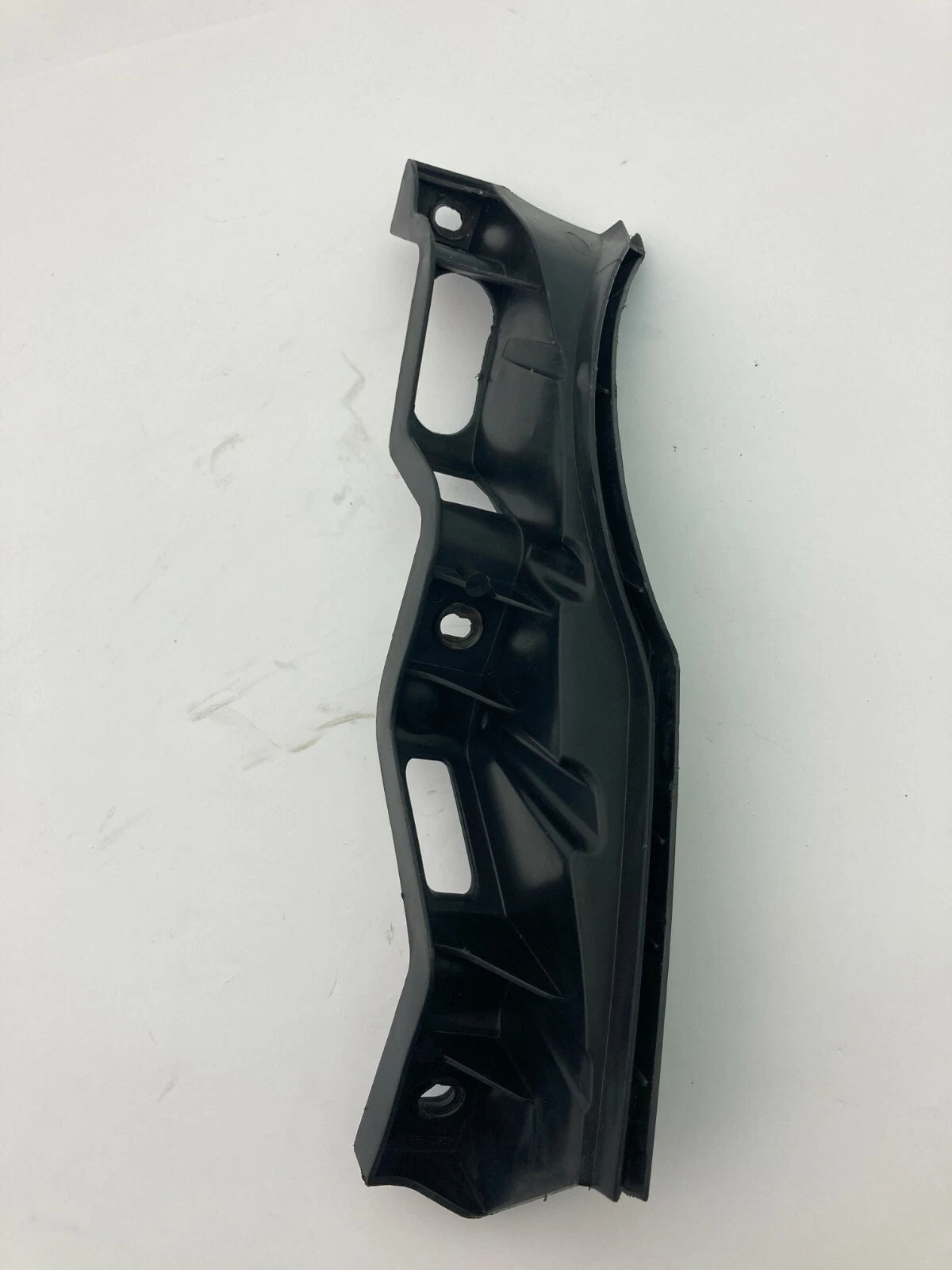2006-2010 VOLKSWAGEN PASSAT FRONT RIGHT SIDE BRACKET BUMPER MOUNT 3C0-807-890