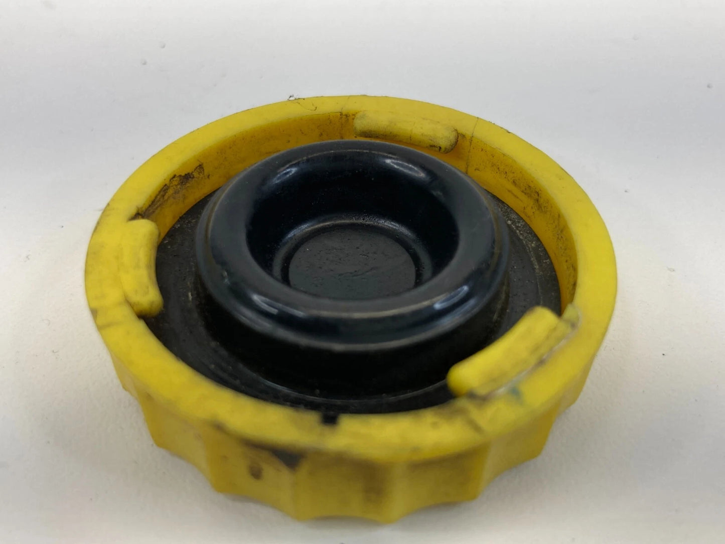 2009-2020 DODGE JOURNEY FRONT BRAKE MASTER CYLINDER FLUID FILLER CAP OEM FACTORY