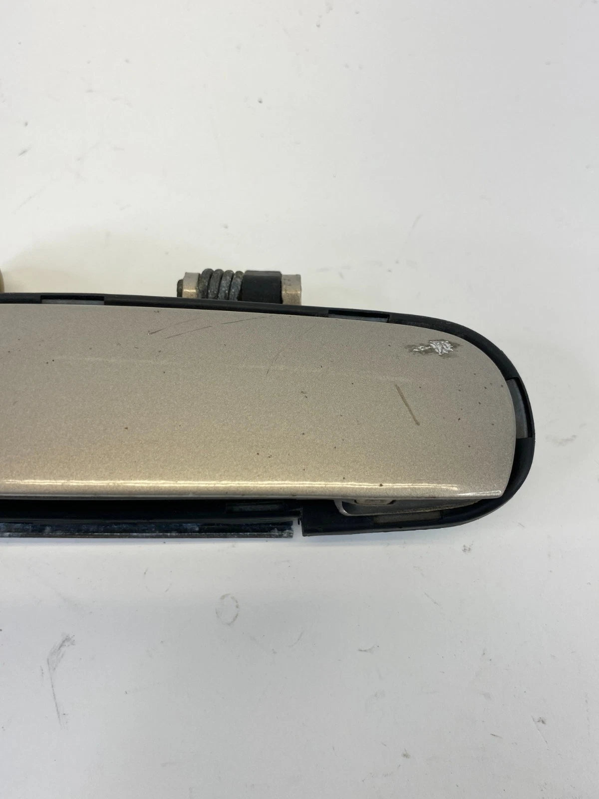 98-04 AUDI A6 QUATTRO REAR RIGHT BACK SIDE EXTERIOR DOOR HANDLE 4B2-837-886 OEM