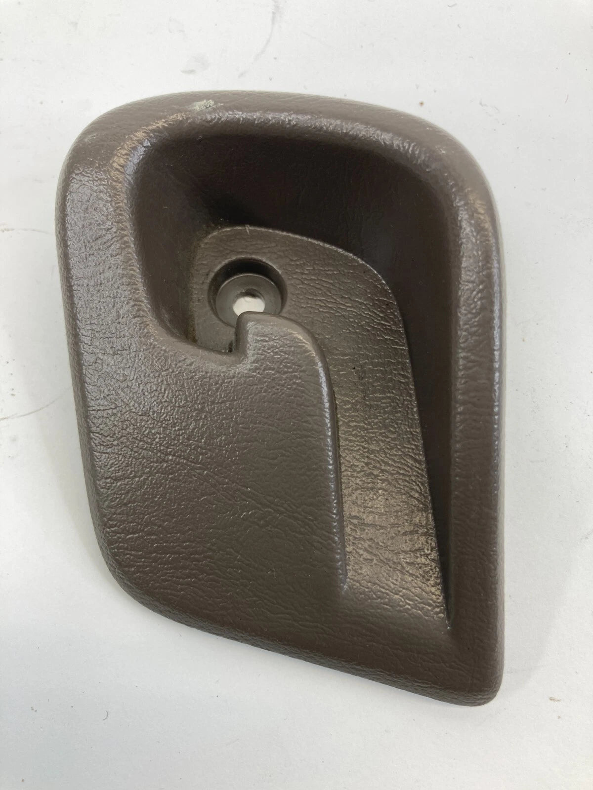 1996-2002 TOYOTA 4RUNNER REAR LEFT CARGO COVER HOOK HOLDER TRIM 64946-35020 OEM