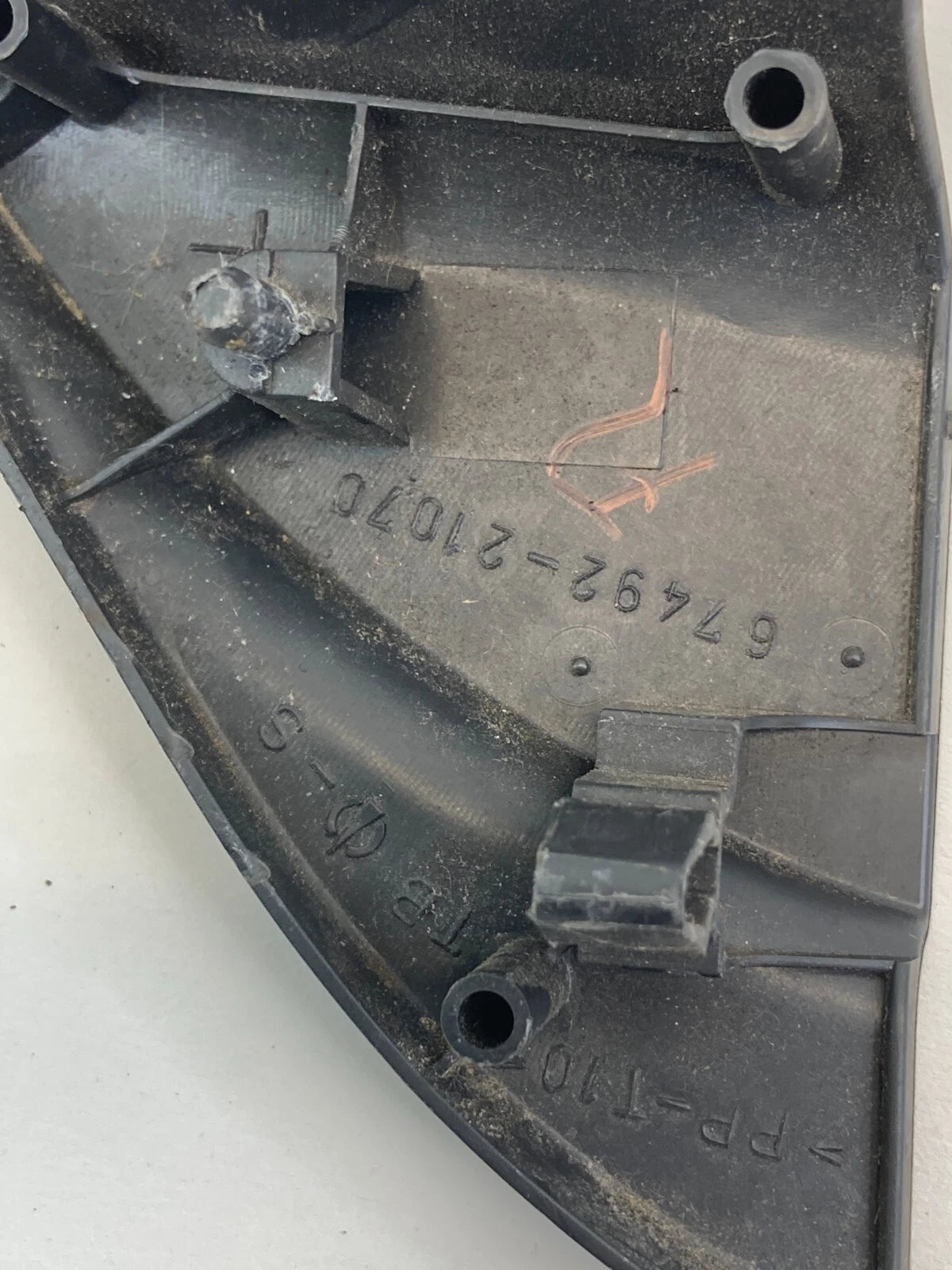 2005-2010 SCION TC FRONT LEFT DOOR INNER LOWER CORNER COVER 67492-21070 OEM