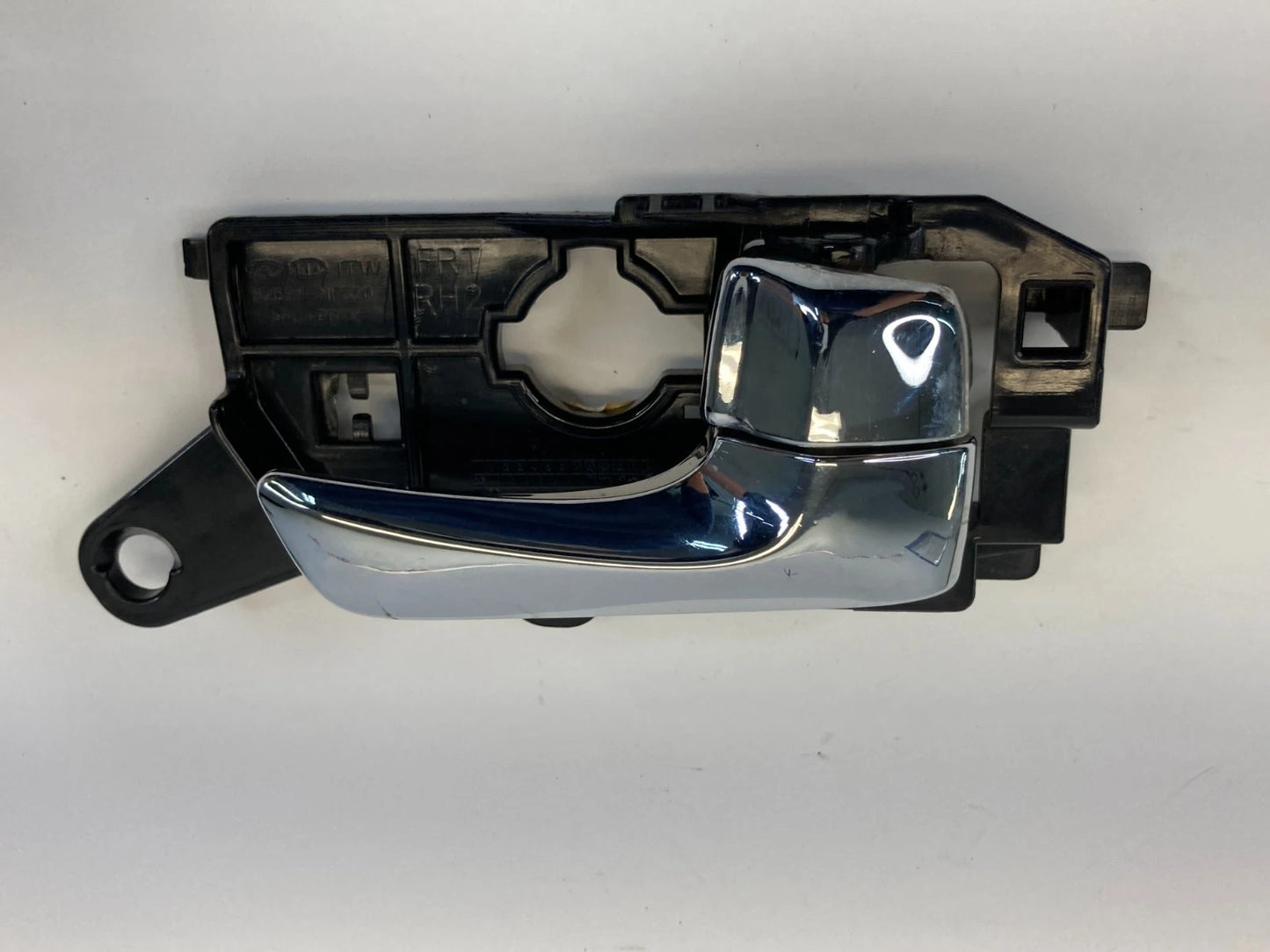 2008-2010 HYUNDAI SONATA FRONT RIGHT INTERIOR DOOR HANDLE ASSY 82623-NF520 OEM