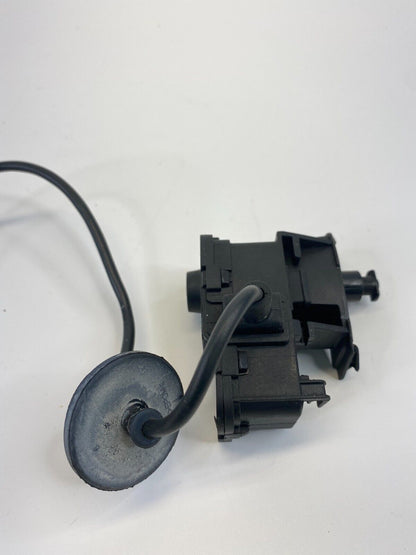 11-18 Volkswagen Jetta Sedan Fuel Tank Filler Door Lock Actuator 5C6810773 OEM