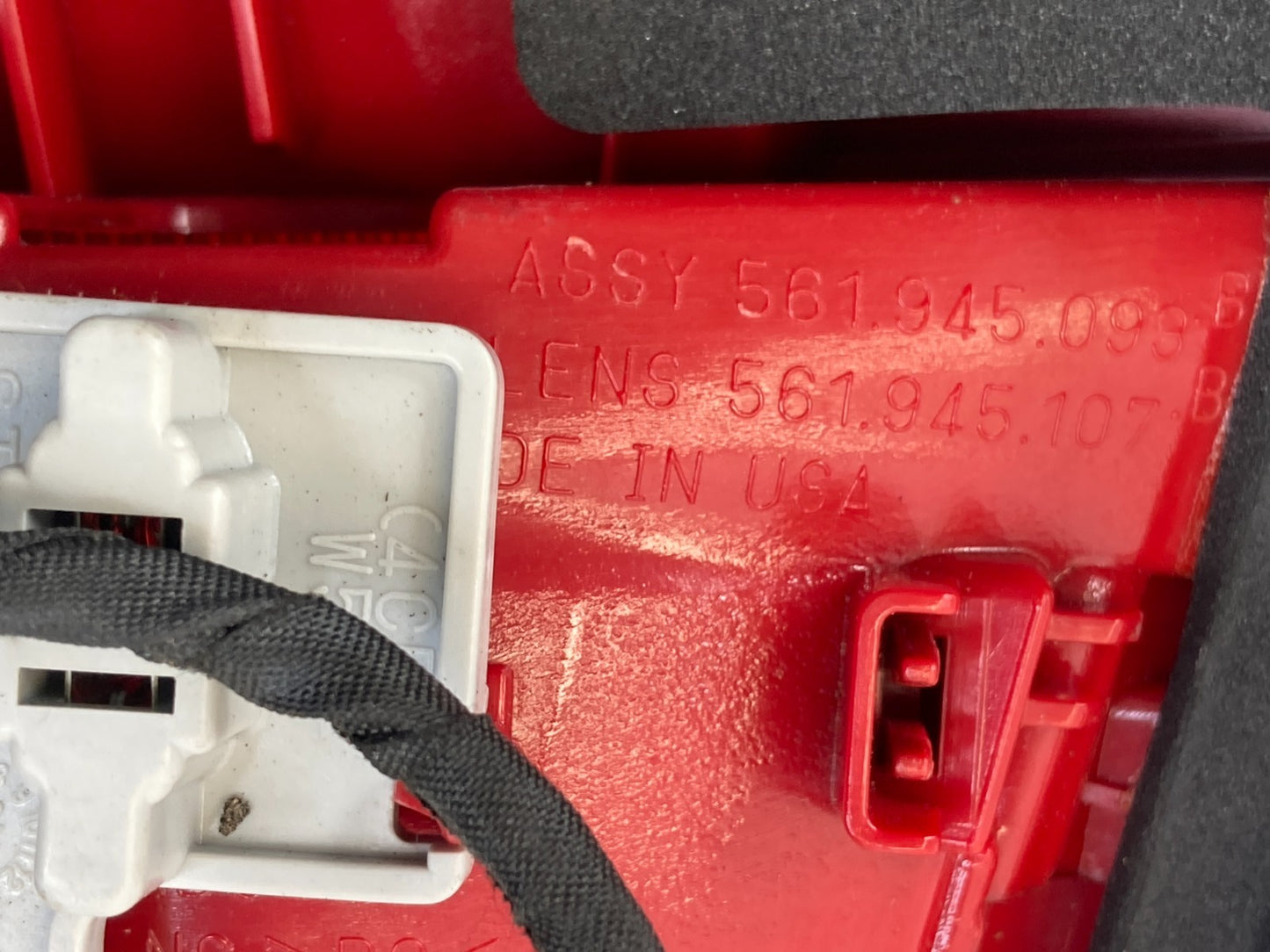 12-15 VW Passat Rear Left Driver Trunk Lid Tail Light Taillight Lamp 561-945-093