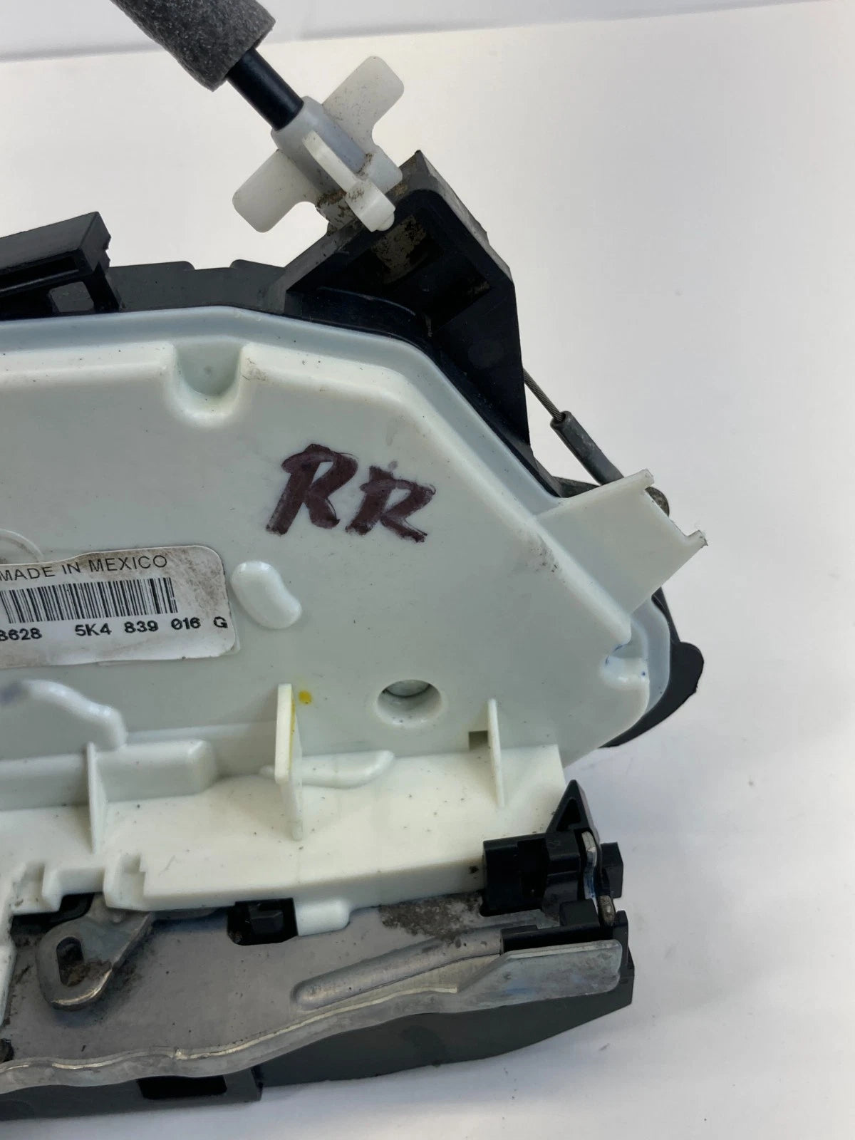 2012-2014 VW PASSAT REAR RIGHT SIDE DOOR LOCK LATCH ACTUATOR MECHANISM 5K4839016