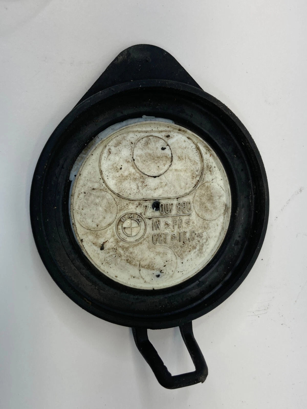 2003-2005 BMW 745I WINDSHIELD WIPER WASHER FLUID RESERVOIR TANK CAP 7007880 OEM